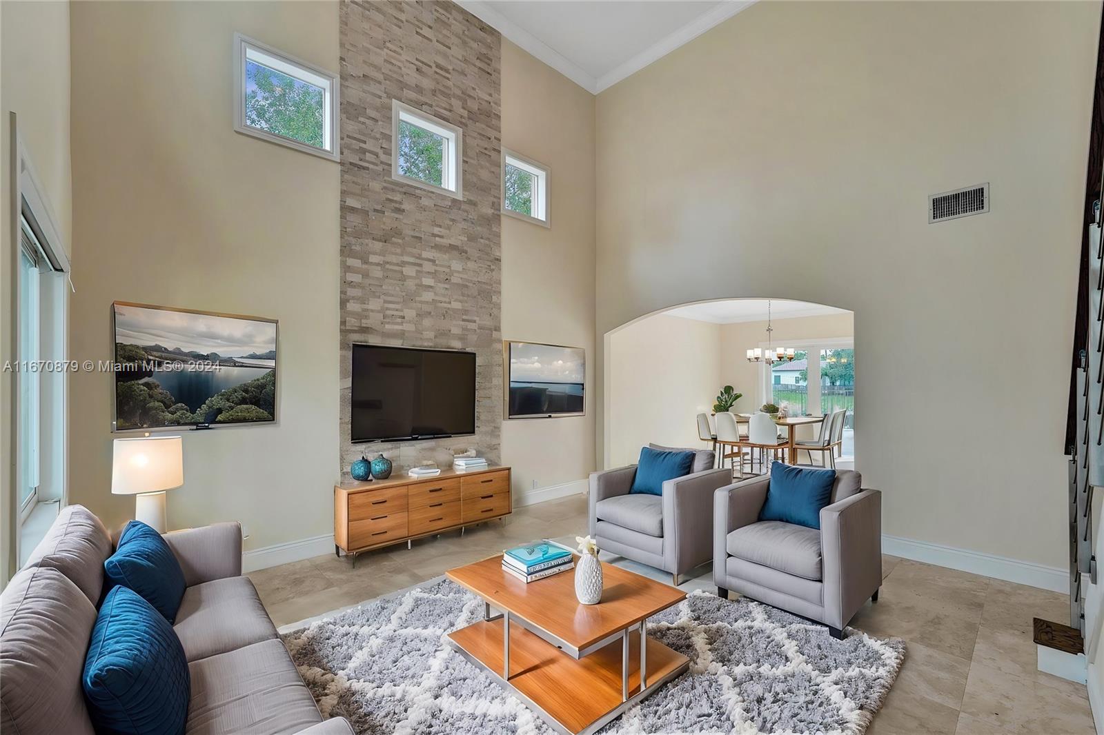 Jardin Way, Weston, FL 33327