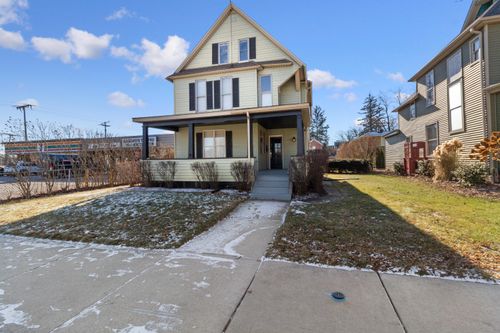 704 Lincolnway, Valparaiso, IN, 46383 | Card Image