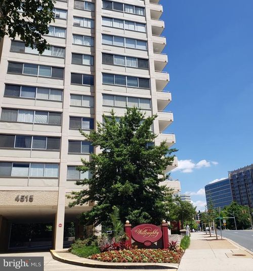 1815-s-4515 Willard Ave, CHEVY CHASE, MD, 20815-3670 | Card Image