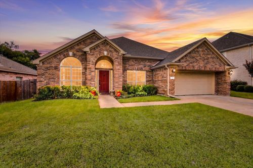 7801 Stansfield Dr, Fort Worth, TX, 76137-5387 | Card Image