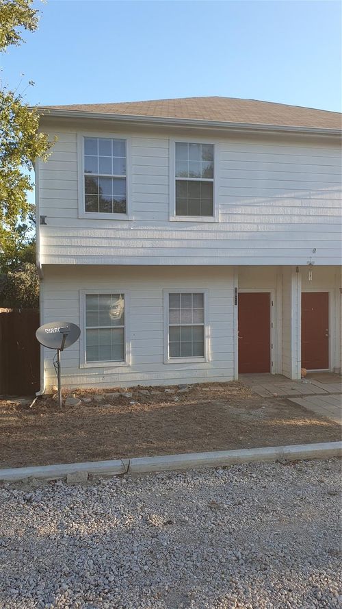 9805-9801 Sycamore Dr, Little Elm, TX, 75068-3805 | Card Image