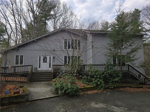 859 Black Plain Rd, North Smithfield, RI, 02896-9569 | Card Image