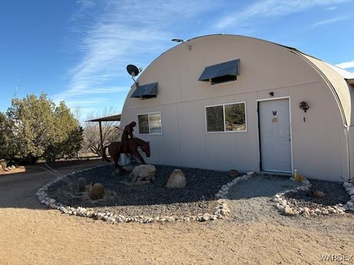 6962 E Black Kettle Dr, Yucca, AZ, 86438-0285 | Card Image