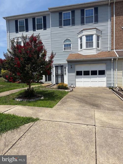 5932 Saint Moritz Dr, Temple Hills, MD, 20748-6469 | Card Image