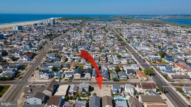 209 E Monterey Ave, Home with 5 bedrooms, 5 bathrooms and null parking in WILDWOOD CREST NJ | Image 5
