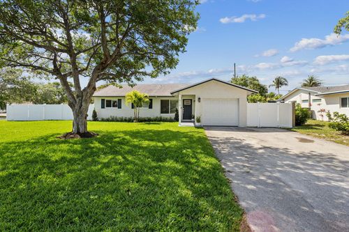 510 Kingbird Cir, Delray Beach, FL, 33444-1934 | Card Image