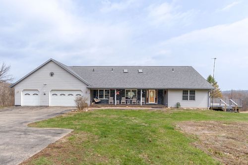 107 Lost Lane, Savanna, IL, 61074 | Card Image