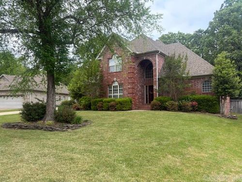 2012 Sawgrass Dr, Little Rock, AR, 72212-2675 | Card Image