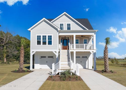 141 Bethea St, Holly Ridge, NC, 28445-7702 | Card Image