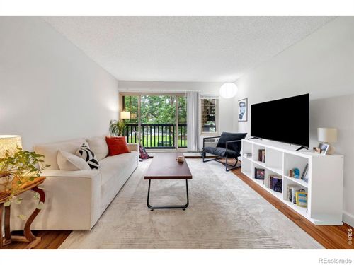 2f-850 W Moorhead Cir, Boulder, CO, 80305-6128 | Card Image