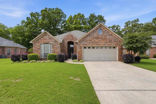 1115 Westfield Dr, Conway, AR, 72034 | Card Image