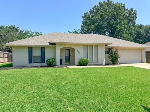 302 Dove Creek Trl, Southlake, TX, 76092-5107 | Card Image