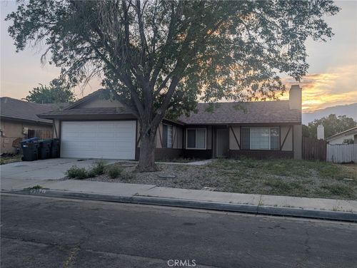 43941 Maria, Lancaster, CA, 93535 | Card Image