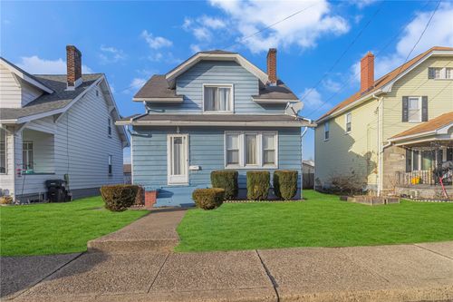 2014 Mclean St, Aliquippa, PA, 15001-2947 | Card Image