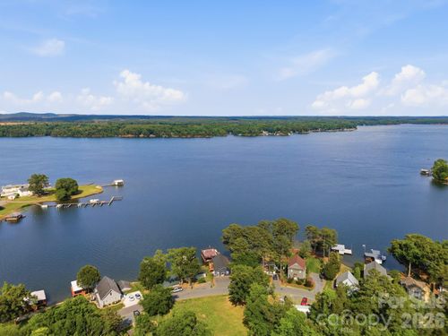 562 Lake Head Rd, Norwood, NC, 28128-7611 | Card Image
