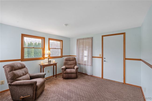 Family Room | Image 19