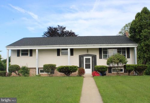 2612 Skylark Dr, YORK, PA, 17403-9530 | Card Image