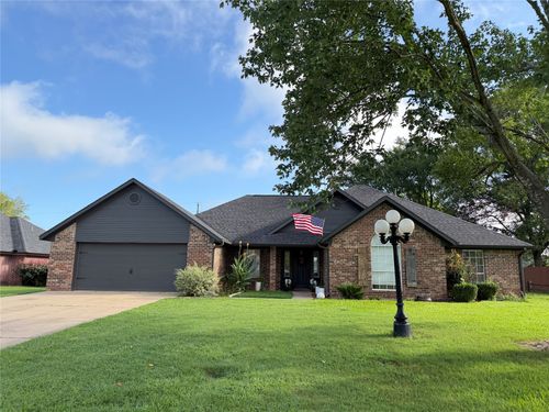 124 Diane Ln, Mt Pleasant, TX, 75455-8400 | Card Image