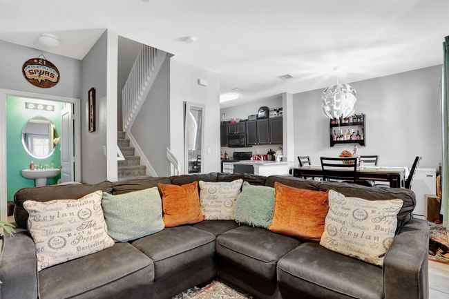 3513 Nw 29 Th Ct, Townhouse with 2 bedrooms, 3 bathrooms and null parking in Lauderdale Lakes FL | Image 7
