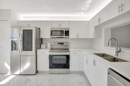 apt-309-13355 Sw 16th Ct, Pembroke Pines, FL, 33027-2429 | Card Image