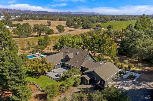 10934 Eastside Road, Healdsburg, CA, 95448 | Card Image