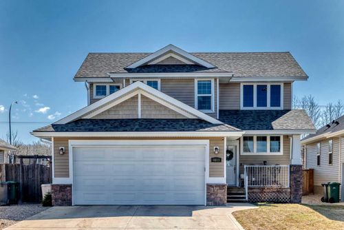 4813 39 Street, Ponoka, AB, T4J0B6 | Card Image