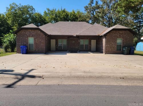 b-525 3rd Ave, Conway, AR, 72032-5816 | Card Image