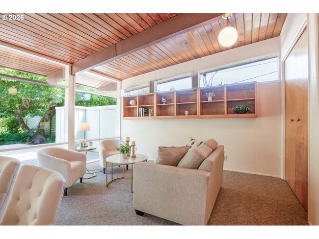 1439 Barton St, House other with 3 bedrooms, 2 bathrooms and null parking in Eugene OR | Image 12