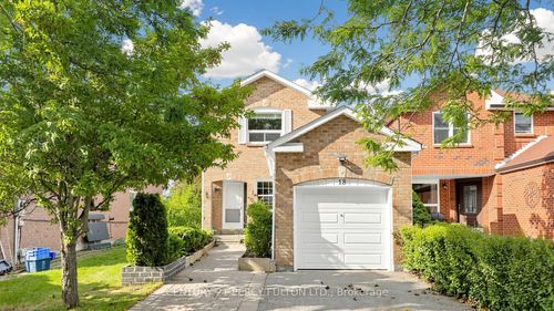 18 Tipton Cres, Ajax, ON, L1T2L1 | Card Image