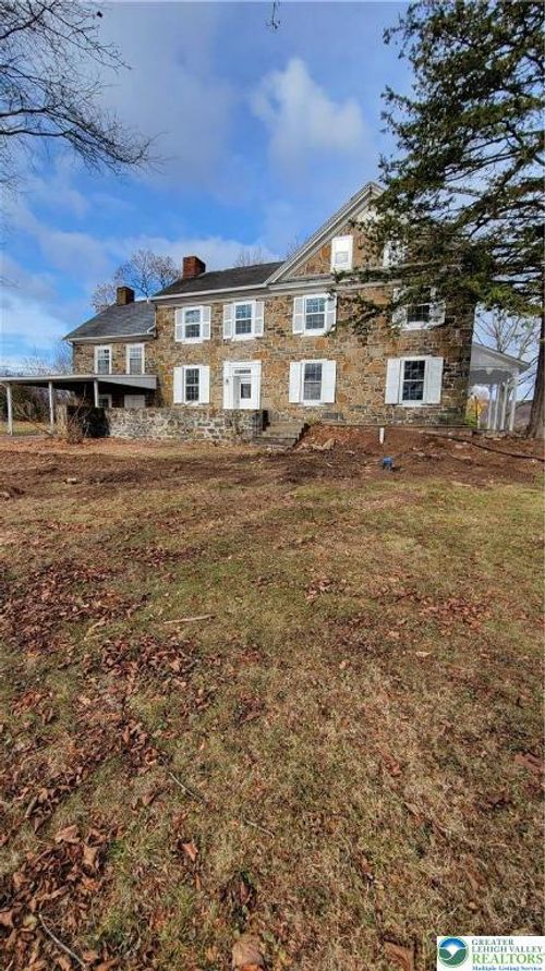 a-9514 Kings Hwy, East Greenville, PA, 18041-2501 | Card Image