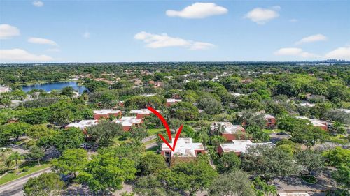 9927 Nw 6th Pl, Plantation, FL, 33324-4963 | Card Image