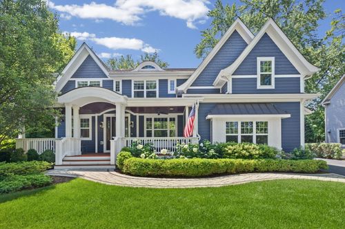 407 Lake St, Libertyville, IL, 60048-1817 | Card Image