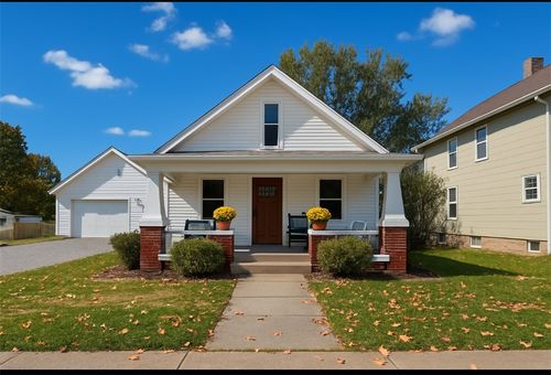 350 Elm St, Slippery Rock, PA, 16057-1525 | Card Image