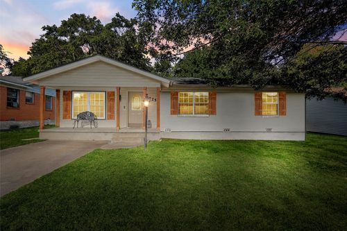 1725 La Porte Dr, Waco, TX, 76710-2541 | Card Image