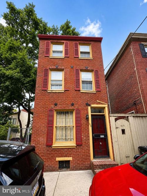 1013 N Leithgow St, PHILADELPHIA, PA, 19123-4169 | Card Image
