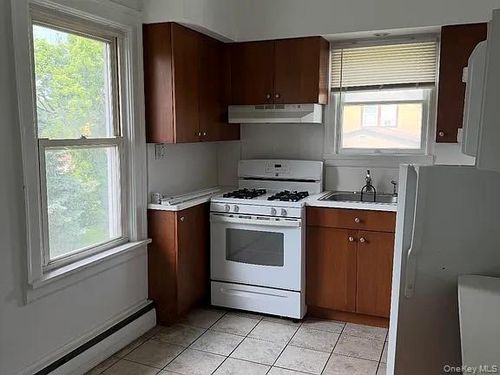 2-295 Columbus Ave, West Harrison, NY, 10604-2137 | Card Image