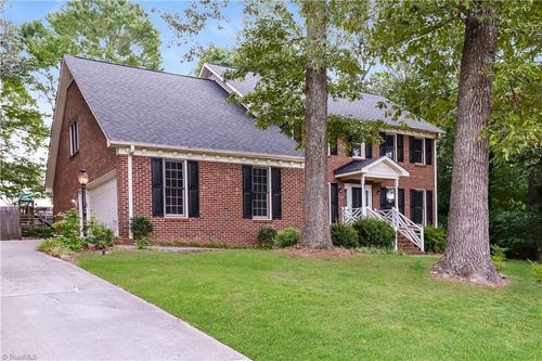 3801 Waldenbrook Rd, Greensboro, NC, 27407-7702 | Card Image