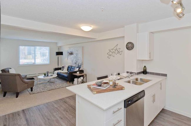 4306 - 181 Skyview Ranch Manor Ne, Condo with 1 bedrooms, 1 bathrooms and 1 parking in Calgary AB | Image 2