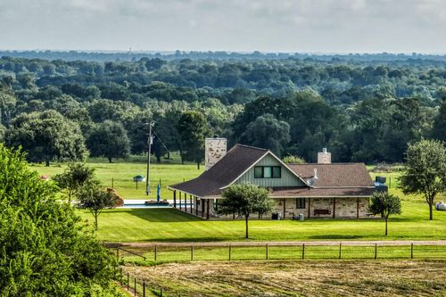 18581 William Penn Rd, Washington, TX, 77880-6799 | Card Image