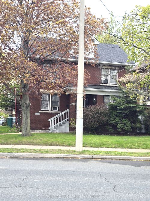 1088 King St E, Hamilton, ON, L8M1E3 | Card Image