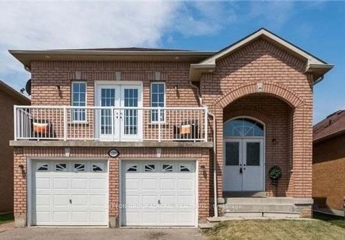 1209 Gina St, Innisfil, ON, L9S4Z2 | Card Image