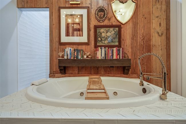 Bathroom with wooden walls and a whirlpool tub | Image 30