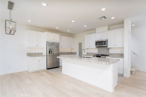 266 Siena, Lake Forest, CA, 92630-7635 | Card Image