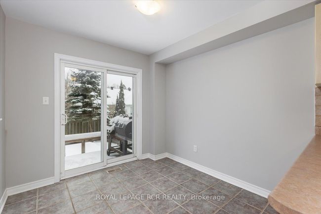 65 Margaret Graham Cres, House other with 3 bedrooms, 3 bathrooms and 2 parking in Mount Albert ON | Image 12