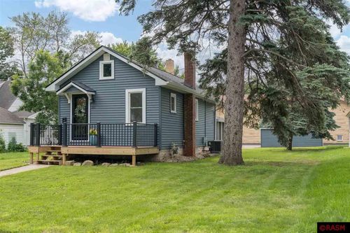 511 W 6th St, Mankato, MN, 56001-2127 | Card Image