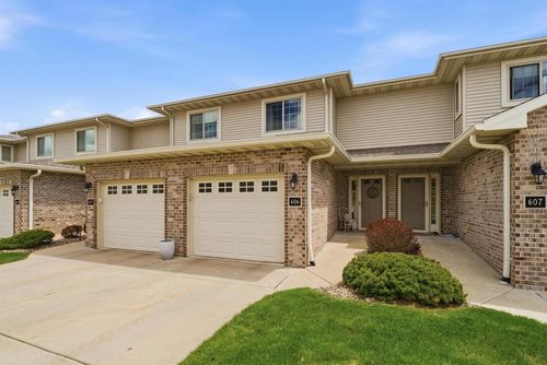 1300 Alpine Drive, GREEN BAY, WI, 54311 | Card Image