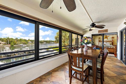 533-533 Oak Harbour Dr, Juno Beach, FL, 33408-2145 | Card Image