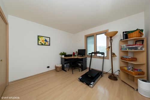 307 Anne Ct, Prospect Heights, IL, 60070-1158 | Card Image