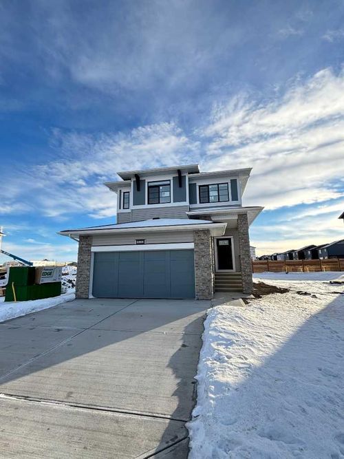 195 Chinook Winds Manor Sw, Airdrie, AB, T4B5R1 | Card Image