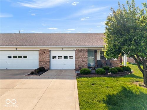 1333 Apple Lake Dr, Greenfield, IN, 46140-8069 | Card Image
